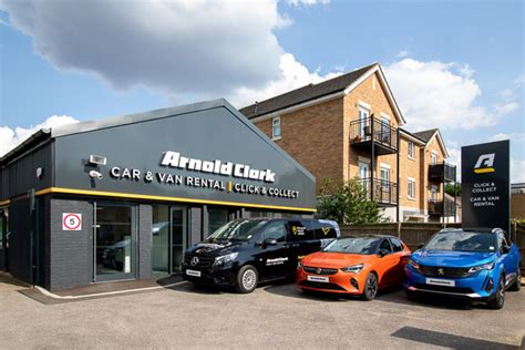 clark heathrow click and collect.